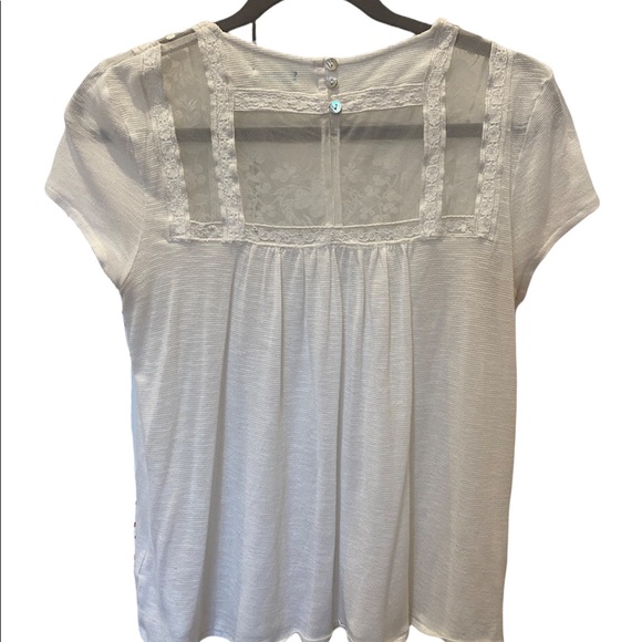 Urban Outfitters White Lace Top - Picture 2 of 4
